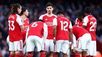 جيمي كاراغر: مشجعو أرسنال في حالة استياء وميول المحايدين تدعم مانشستر سيتي